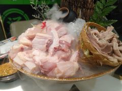 -洪氏嗨捞·猪肚鸡火锅(阳光天地店)