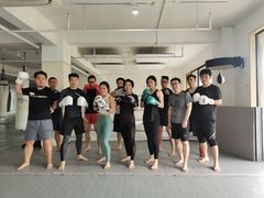 -EFL巴西柔术·综合格斗·泰拳·少儿体能训练(虹桥德必馆)