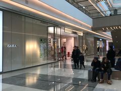 -ZARA(熙地港店)