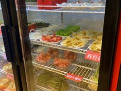 -钢管厂五区小郡肝串串香(蜀都万达店)