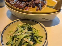 -八府香鸭·啫啫煲(华山路店)