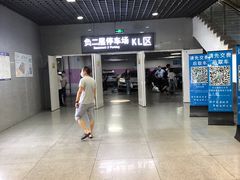 -成都东站-停车场
