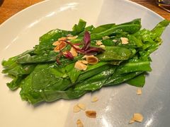 蒜香牛油炒山苏-JuiceRobot·手工意大利面&汉堡精酿(珠江新城店)