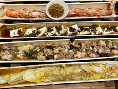 -胡须哥网红竹筒菜
