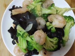 -爱月宝月嫂·育儿嫂(哈尔滨总店)