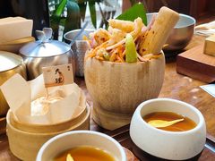 -银米·云南传统过桥米线(双廊黑金冠店)