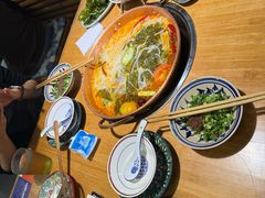 酸辣锅底-洱火云南酸菜牛肉火锅(石景山当代商城店)