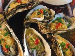 蒜蓉炭烤生蚝-虾胡闹·澳洲小龙虾·烧烤(福田鲨鱼店)