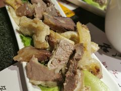 -名门潮牛·鲜牛肉海鲜火锅.烧烤自助餐厅(诚丰广场店)