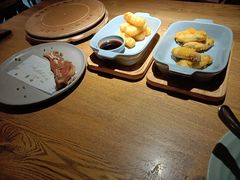 -蜜桃餐厅·伴山(湖滨商业街店)