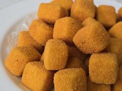八味豆腐-肥仔文澳门猪骨煲(南京西路店)