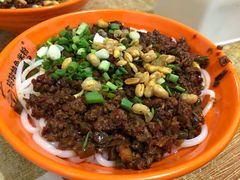 -玲玲米粉·新疆现炒米粉(大十字总店)