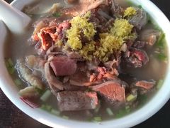 -潮镇老尾牛杂(环城西路店)