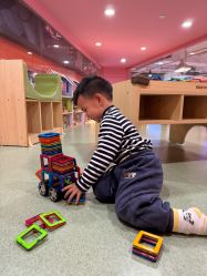 -卡通尼乐园(新达汇三林店)