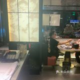 离紫峰也近，下班过来五分钟。价格大概人均100