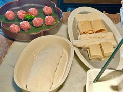 -尚尚仙·酸汤猪手·猪肚鸡火锅(华联万柳购物中心店)