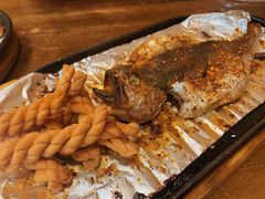 -老东镇啤酒屋海鲜加工·蒸汽海鲜·海鲜烧烤(台东店)