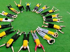 -南山特攻真人CS户外露营轰趴拓展基地