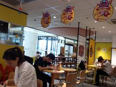 大堂-麦当劳(融创茂店)
