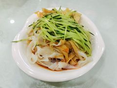 -秦香陕西食府(华贸天地店)