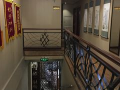 -莱蔻·圣灸堂·推拿艾灸(天山店)