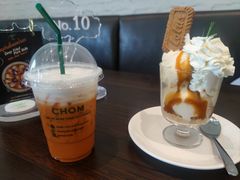 -Chom Cafe and Restaurant