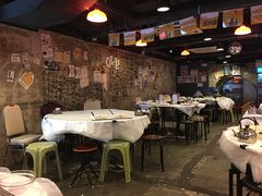 大堂-鲜入围煮花胶鸡海鲜火锅