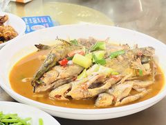 杂鱼-芦茨金富饭庄·25年老字号·专做稻草鸡