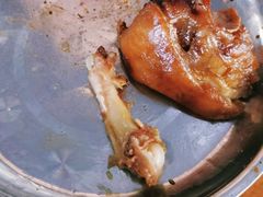 -鸿浩扒猪脚米线