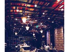 iphone_upload_pic-钟书阁(松江泰晤士小镇店)