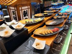 -广州万富希尔顿酒店·感趣自助餐厅·金秋蟹宴生蚝海鲜刺身