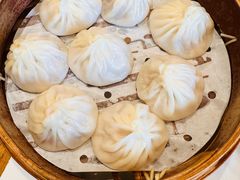 -馋三尺蟹粉小笼(人民广场店)