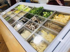 自助取餐区-拿渡·水煮鱼麻辣香锅(王府井奥莱·香江小镇店)