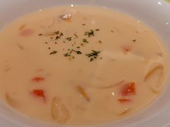 奶油海鲜汤-萨莉亚意式餐厅(杭州滨江天街店)