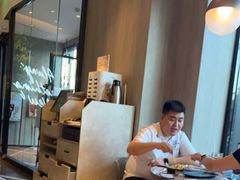 -必胜客(松雷店)