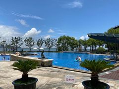 -上海滴水湖皇冠假日酒店