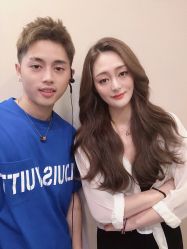 -Rise Hair上升造型