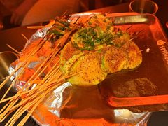 -何师烧烤Pro ·江湖川菜·小龙虾·精酿啤酒(太古里旗舰店)