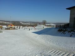 -庙香山滑雪场