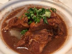 慢炖酱香猪软骨煲-港丽餐厅(高德置地店)