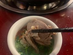 -老石黑山羊毛驴肉火锅(金凯广场店)