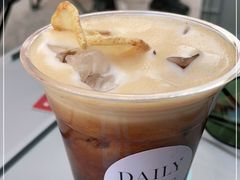 -HUGS coffee(东区店)