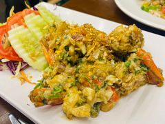 -J Daeng Seafood
