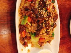 -玛格萝妮比萨屋(四平店)