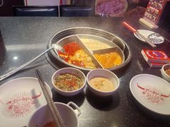 -热火朝天鲜切牛肉火锅(南强街巷店)