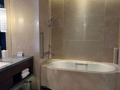 -舟山希尔顿酒店