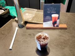 -星巴克臻选(莘庄仲盛店)