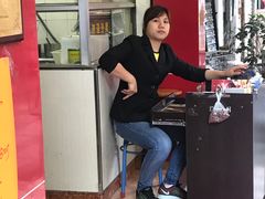 服务态度，不好的小姐姐-文记壹心鸡(宝华路店)