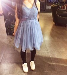 伴娘服-艾米丽婚纱礼服