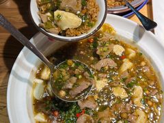 -小三峡食府(西五路店)